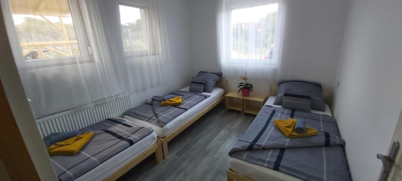 Lali Apartman Balatonudvari Eksteriør billede